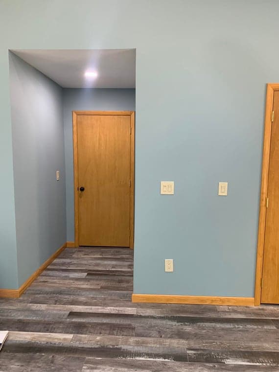 Bill Torres Painting & Wallcovering, LLC gallery image 1