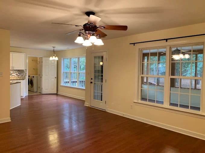 Southern Touch Painting, Maintenance and Pressure Washing gallery image 3