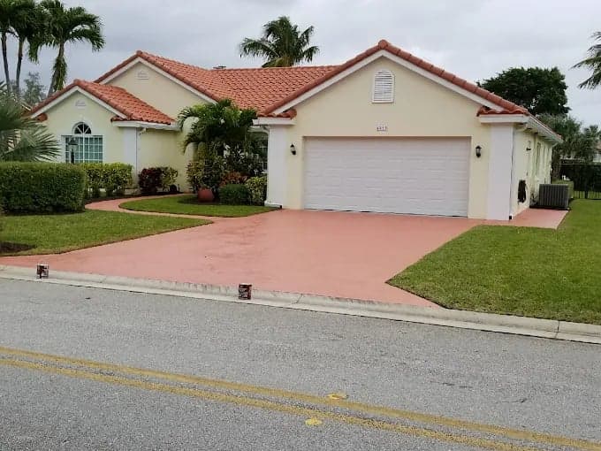 Coles Painting Pressure Cleaning gallery image 2