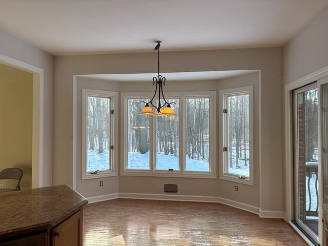 White Chooz Painters logo with blue background placeholder for paintig company logos