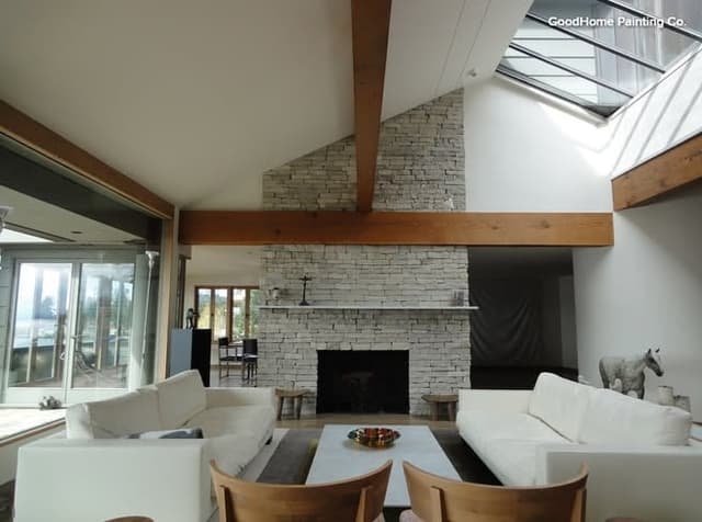 White Chooz Painters logo with blue background placeholder for paintig company logos