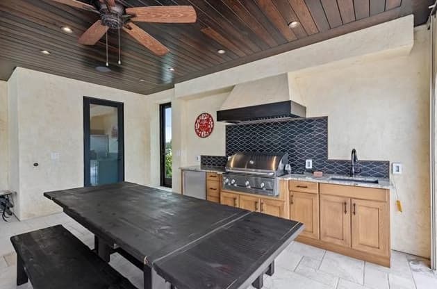 Beyond Beautiful Painting LLC gallery image 1