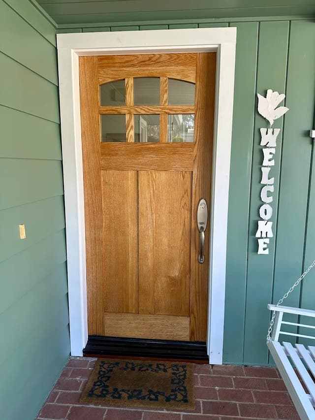 White Chooz Painters logo with blue background placeholder for paintig company logos