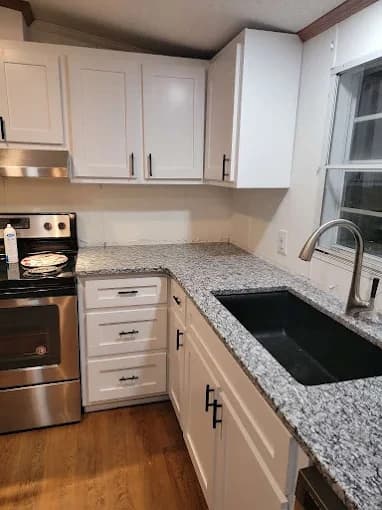 Perez Remodeling and Painting LLC gallery image 3