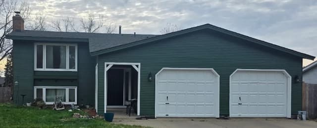 White Chooz Painters logo with blue background placeholder for paintig company logos