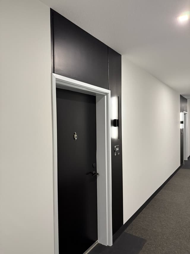 White Chooz Painters logo with blue background placeholder for paintig company logos