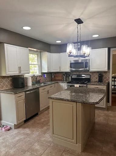 Vista Painting & Remodeling LLC gallery image 3