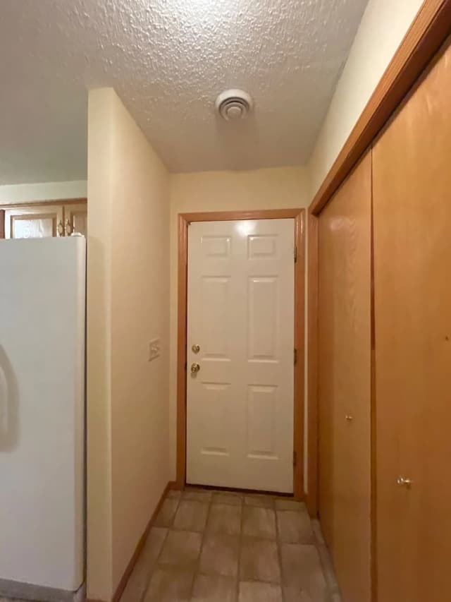 White Chooz Painters logo with blue background placeholder for paintig company logos