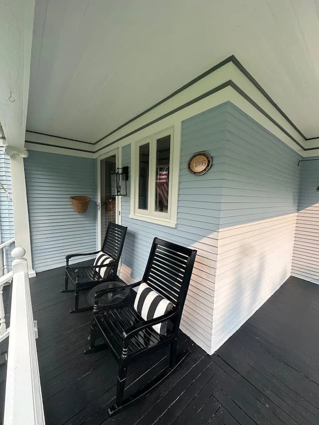 White Chooz Painters logo with blue background placeholder for paintig company logos