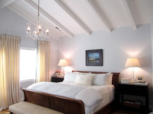 Oliveira Painting Inc gallery image