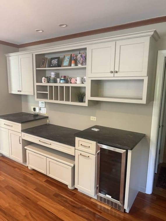ERP Cabinet Refinishing & Remodeling gallery image 2