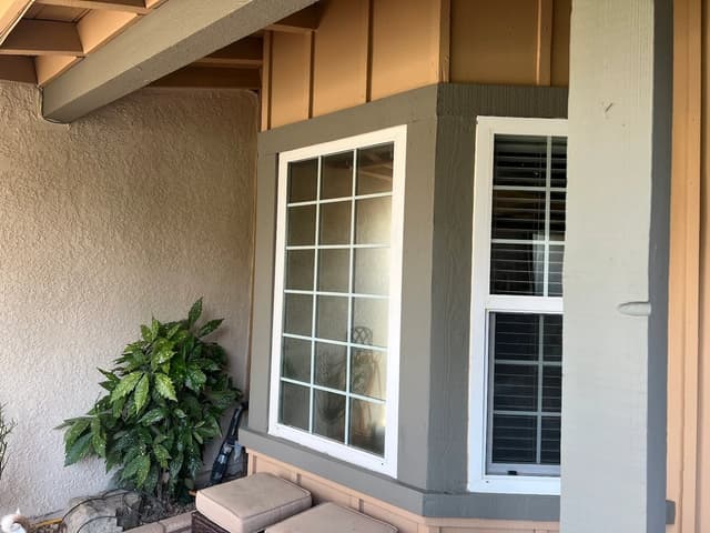 White Chooz Painters logo with blue background placeholder for paintig company logos