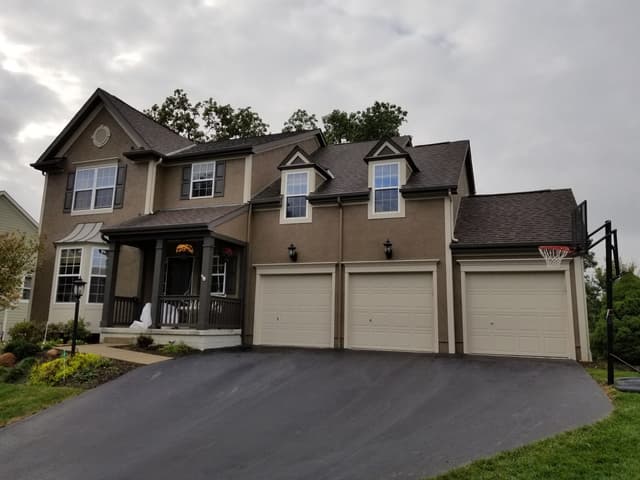 White Chooz Painters logo with blue background placeholder for paintig company logos