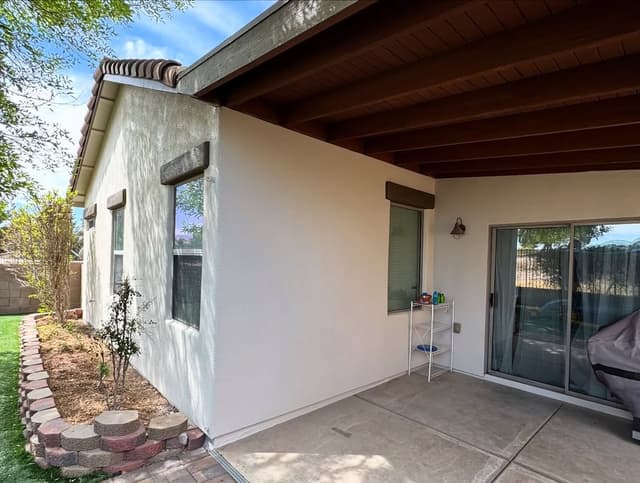 LGND Painting gallery image