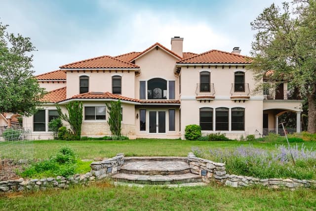 White Chooz Painters logo with blue background placeholder for paintig company logos