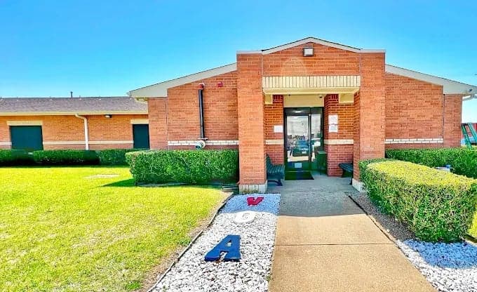 TJ's Professional Painting and Construction LLC gallery image 1