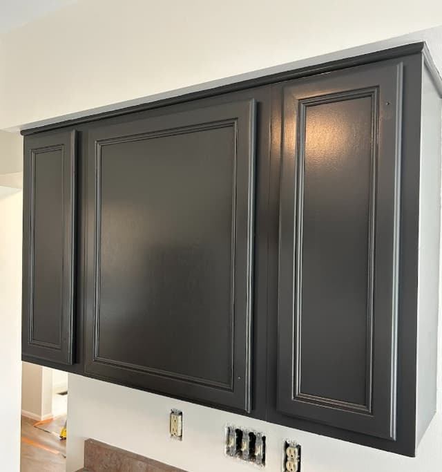 White Chooz Painters logo with blue background placeholder for paintig company logos