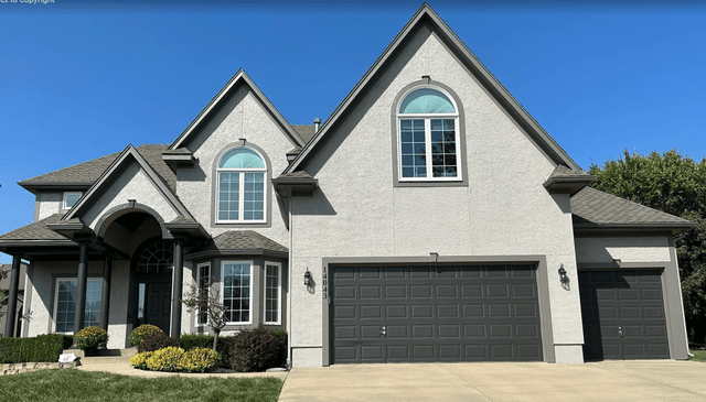 White Chooz Painters logo with blue background placeholder for paintig company logos