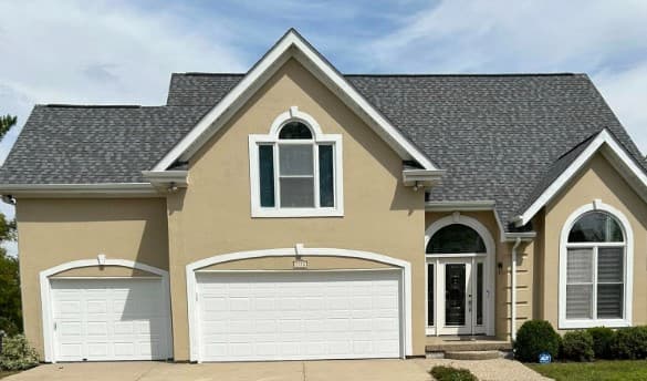 White Chooz Painters logo with blue background placeholder for paintig company logos