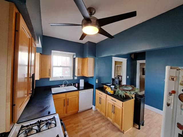 White Chooz Painters logo with blue background placeholder for paintig company logos