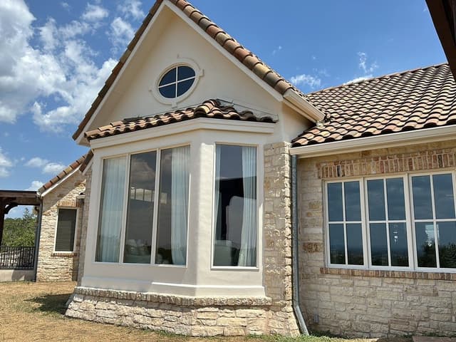 White Chooz Painters logo with blue background placeholder for paintig company logos