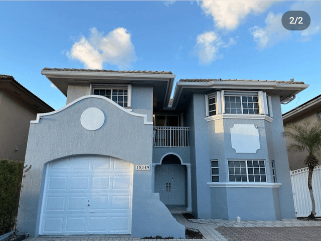 White Chooz Painters logo with blue background placeholder for paintig company logos