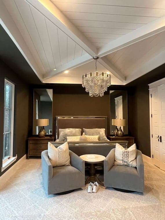 White Chooz Painters logo with blue background placeholder for paintig company logos