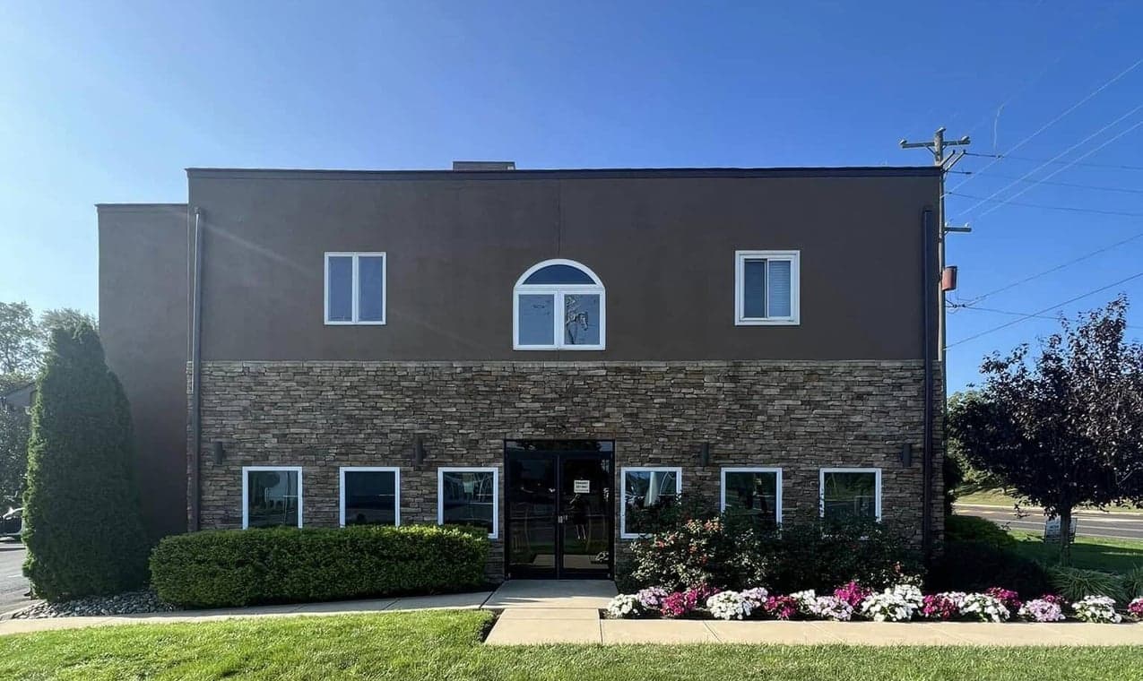 Chichilitti Brothers Painting gallery image 2