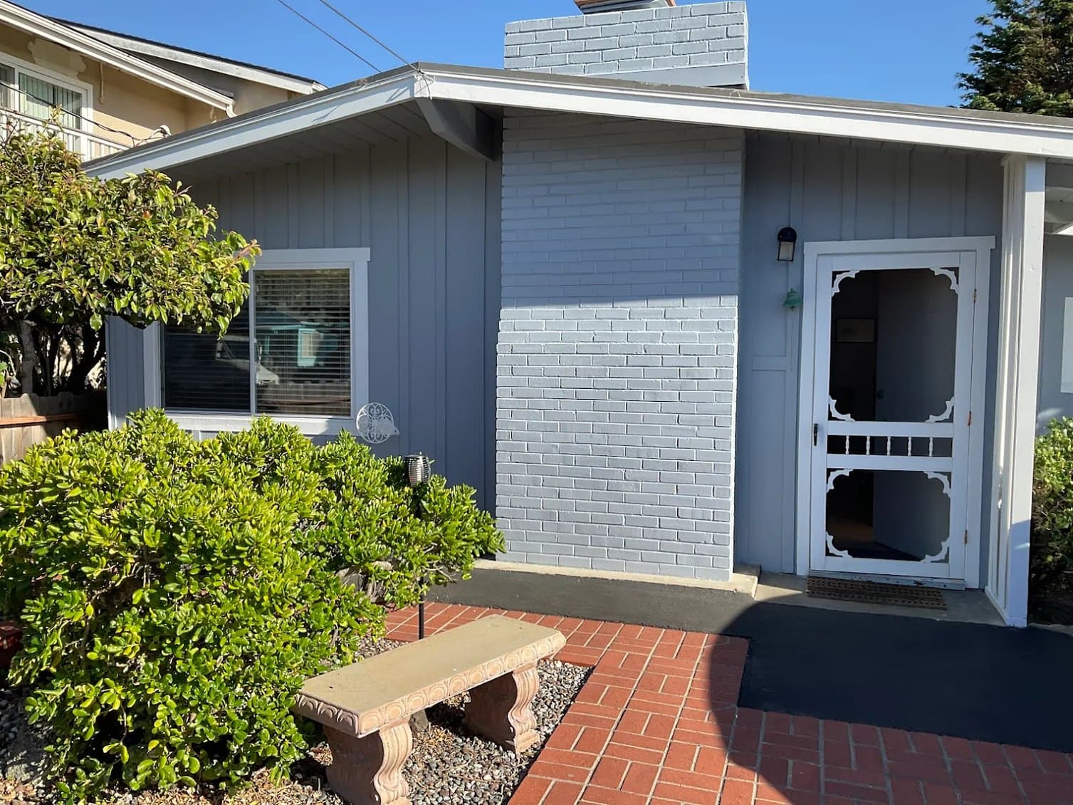 Peek Painting gallery image 1