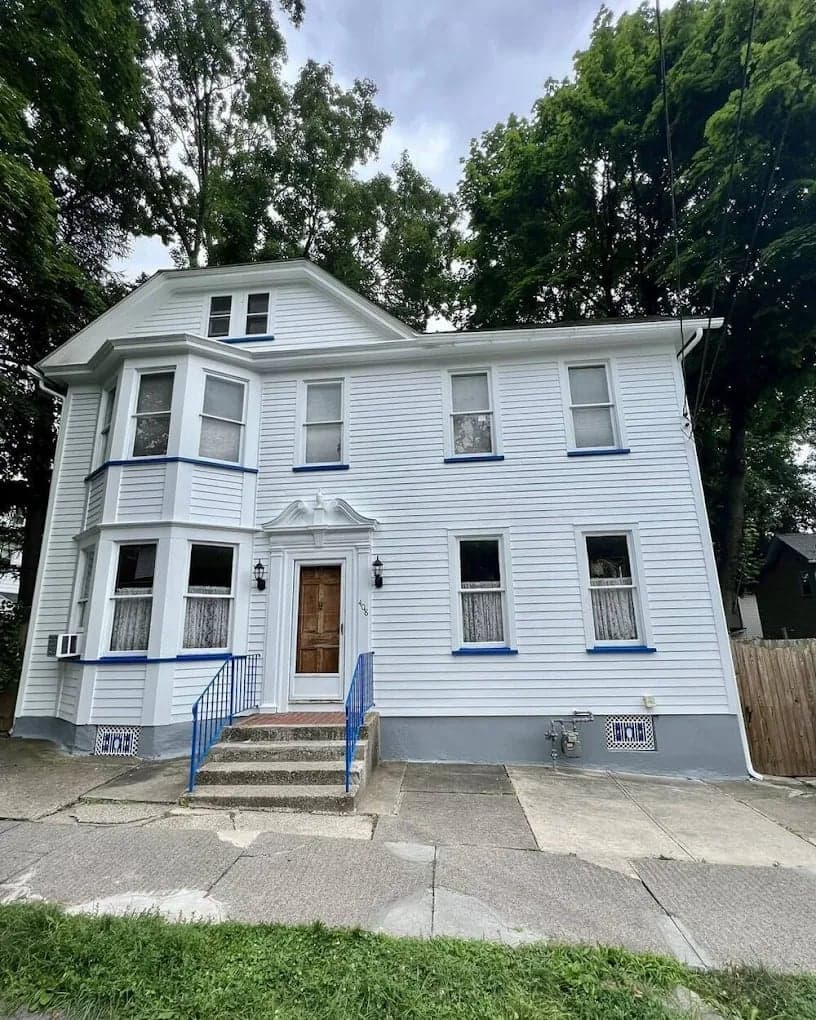Stirling Painting & Renovations gallery image 4