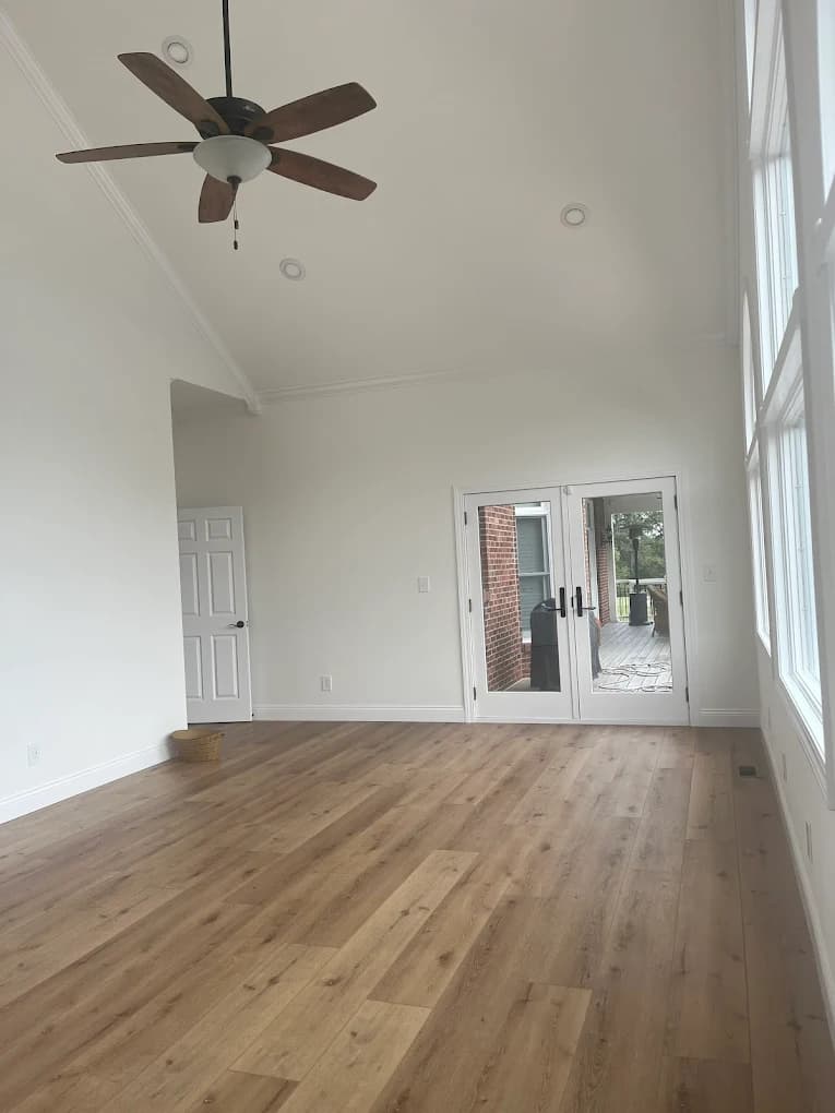 HD Painting and Stain gallery image 2