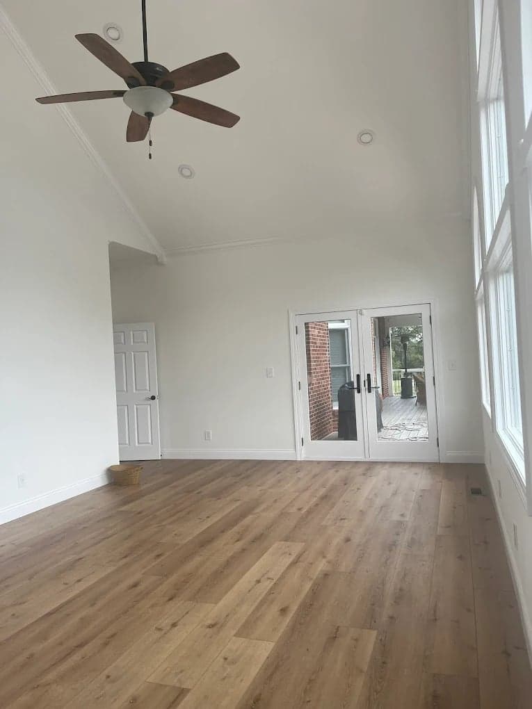 HD Painting and Stain gallery image 2