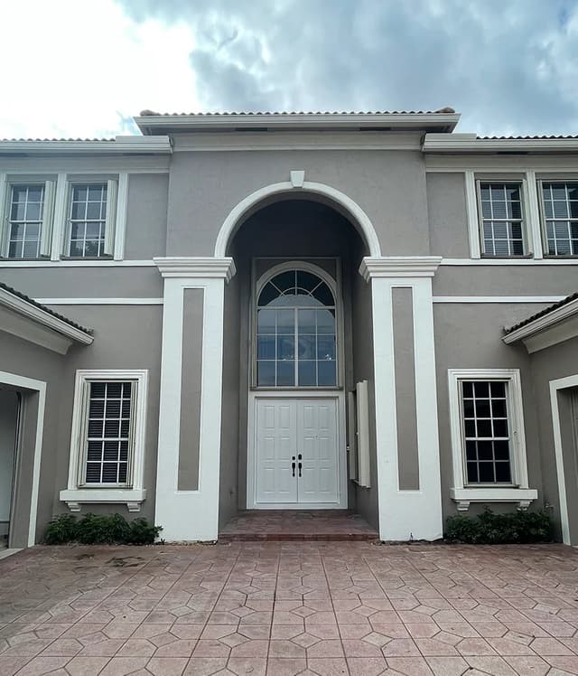 White Chooz Painters logo with blue background placeholder for paintig company logos