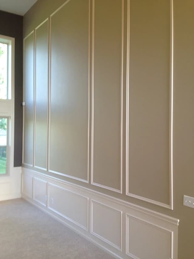 White Chooz Painters logo with blue background placeholder for paintig company logos