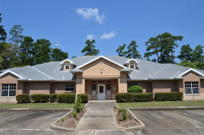 E & M Commercial Residential Painting LLC gallery image 4