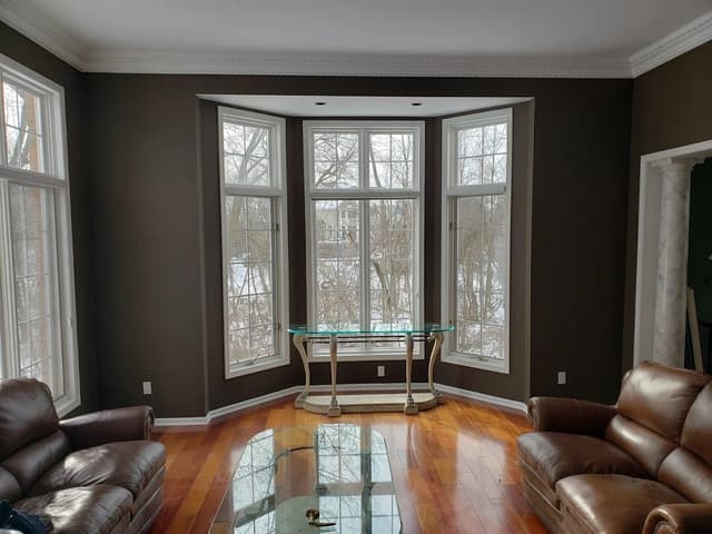 White Chooz Painters logo with blue background placeholder for paintig company logos