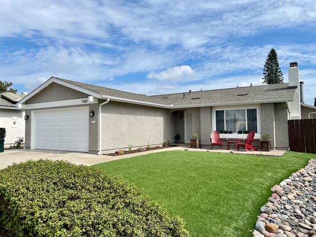 White Chooz Painters logo with blue background placeholder for paintig company logos