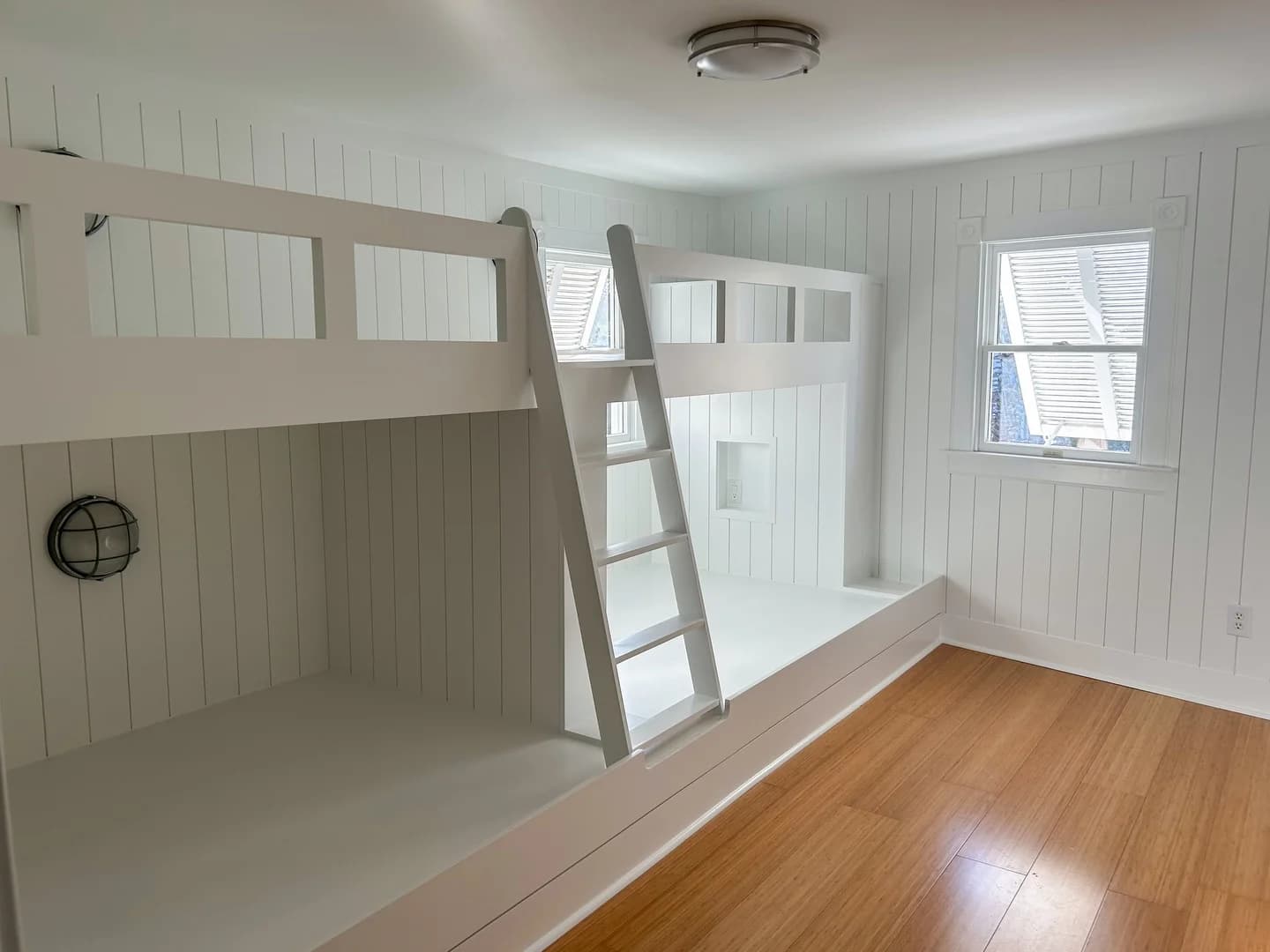 Hall's Quality Painting Co Inc gallery image 2