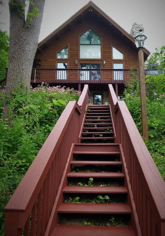 White Chooz Painters logo with blue background placeholder for paintig company logos