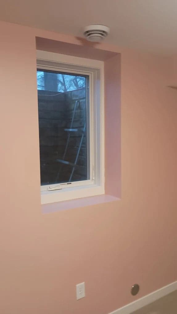 White Chooz Painters logo with blue background placeholder for paintig company logos