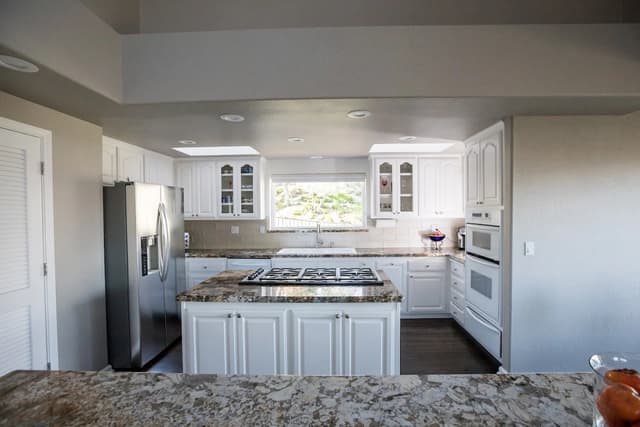 White Chooz Painters logo with blue background placeholder for paintig company logos