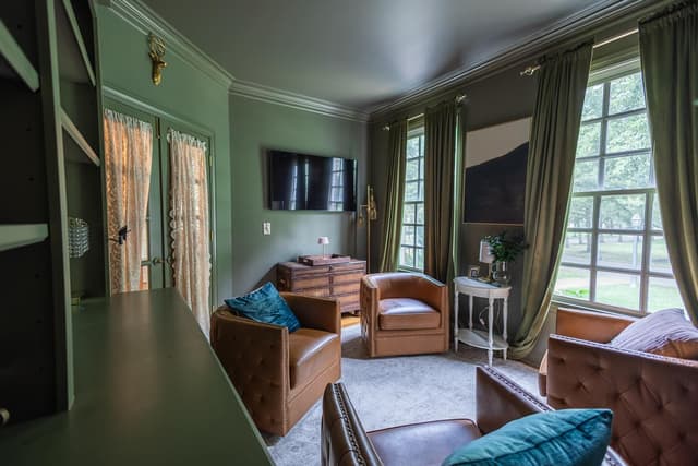 White Chooz Painters logo with blue background placeholder for paintig company logos