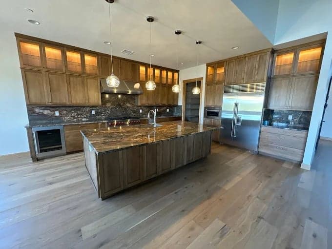 Finishing Touch Painting gallery image 4