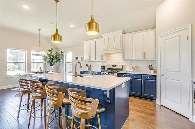 White Chooz Painters logo with blue background placeholder for paintig company logos