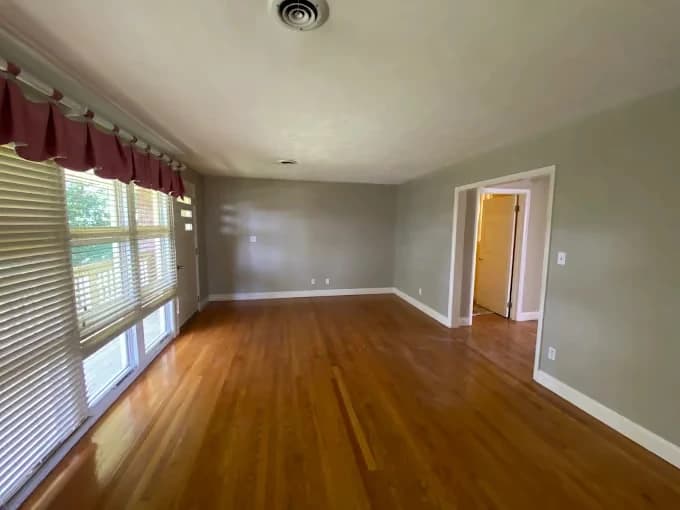 Nino Painting & Remodeling gallery image 4
