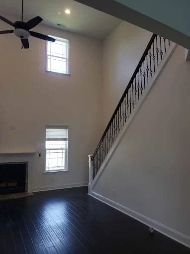 R3 Painting gallery image 4