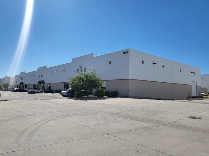 Valley Paint gallery image 3