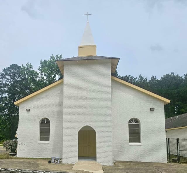 White Chooz Painters logo with blue background placeholder for paintig company logos