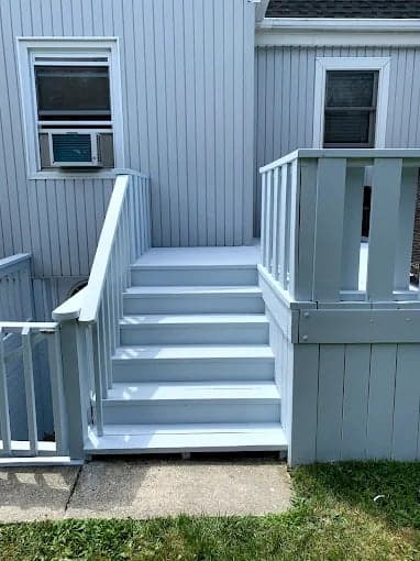 White Chooz Painters logo with blue background placeholder for paintig company logos