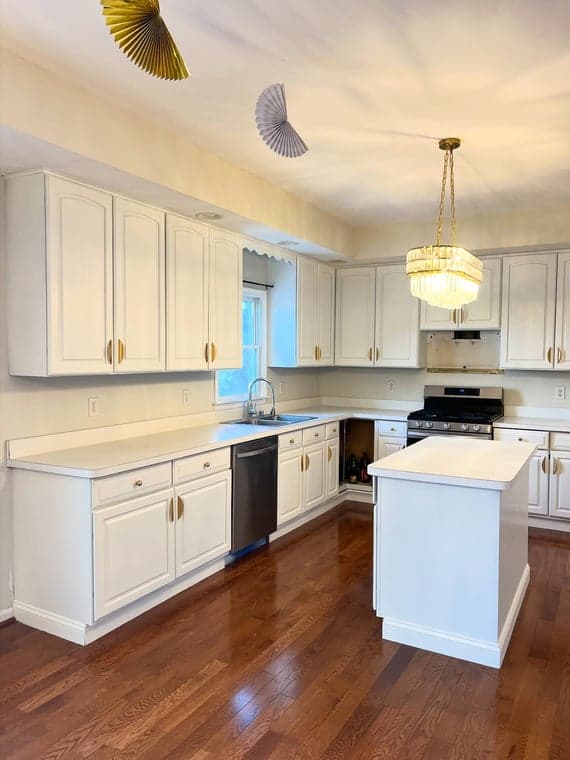 Aurora Painting gallery image 3